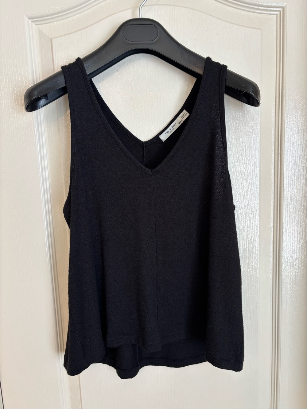 rag & bone Black V-Neck Sleeveless Knit Tank